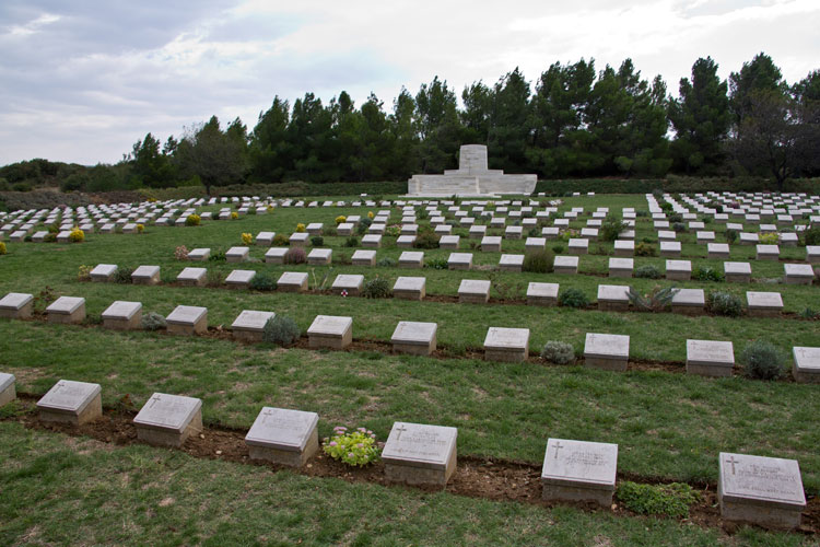 The Hill 10 Cemetery (2)