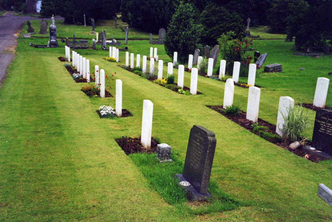A photograph of Commonwealth War Graves in Newport (St. Woolo's) Cemetery from the Commonwealth War Graves website