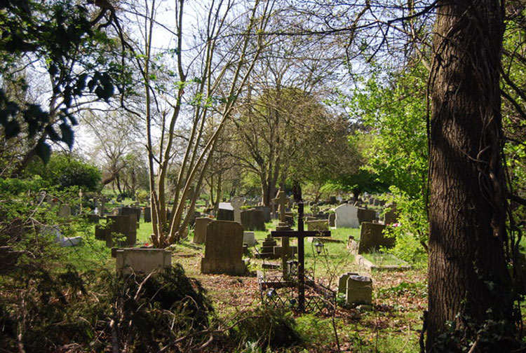 Bdeckenham Crematorium and Cemetery