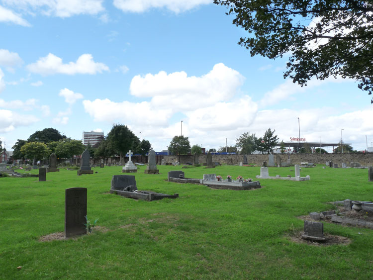 Private Long's headstone, - left foreground, in Newcastle-upon-Tyne (Byker and Heaton) Cemetery