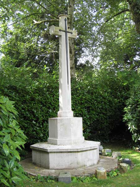 The Cross of Sacrifice, Darlington West Cemetery