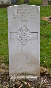 Private Walter Knights. 20932.