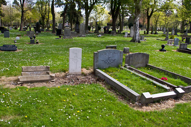 The graves of Privates Moore (left) and Foster (centre) in Eston Cemetery