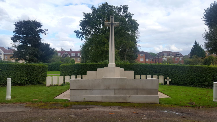 The Cross of Sacrifice, Screen Walls, and First World War Burials, - Hendon Cemetery & Crematorium