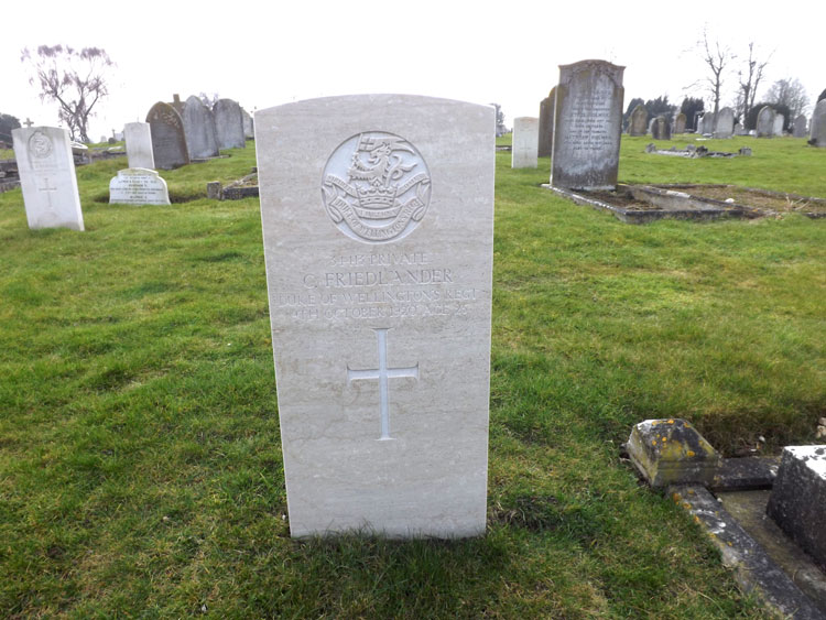 Private Friedlander's headstone in Newmarket Cemetery