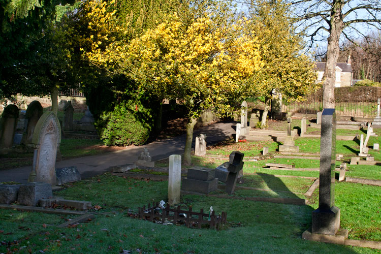 Private Simm's headstone in Washington Cemetery, close to the cemetery entrance
