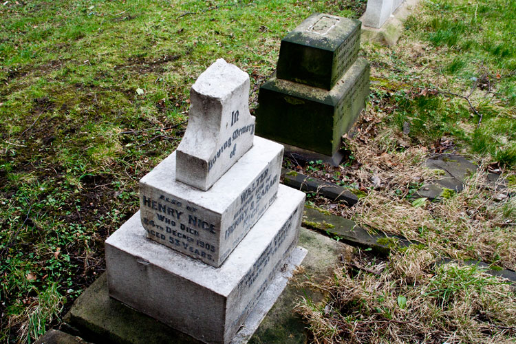 The family headstones for Privates Walter Nice and Thomas Taylor in Langley Park (All Saints') Churchyard