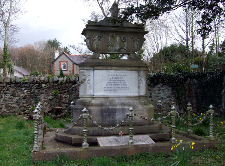 The Jones Family Grave in Llanwnda (St Gwyndaf) Churchyard