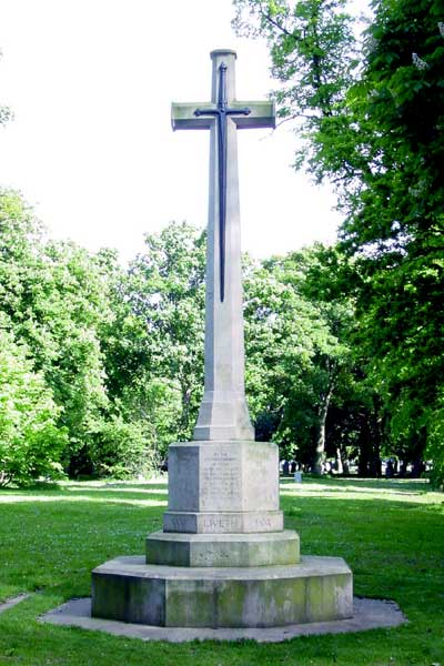 The Cross of Remembrance, Middlesbrough (Linthorpe) Cemetery