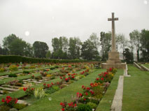 BOULOGNE EASTERN CEMETERY