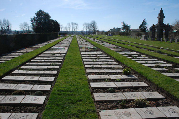 Boulogne Eastern Cemetery (1)