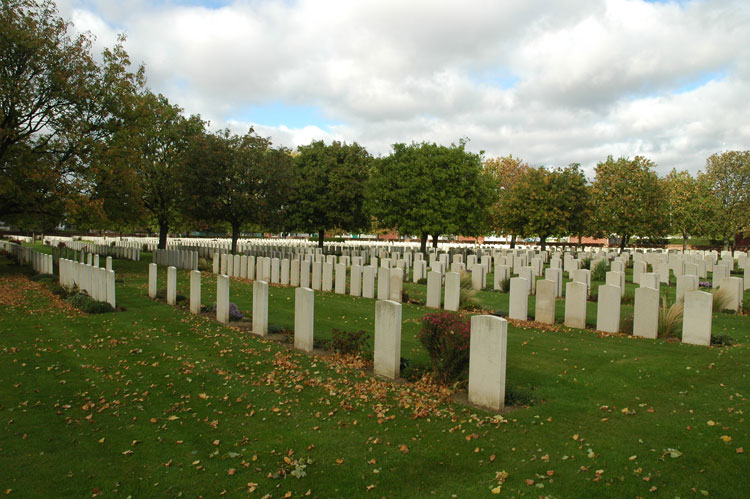 Cite Bonjean Military Cemetery (2)