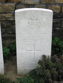 2nd Lieutenant Albert Victor Deans. 