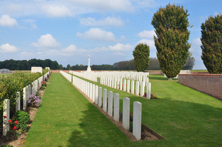 Dive Copse British Cemetery, Sailly-le-Sec - 1