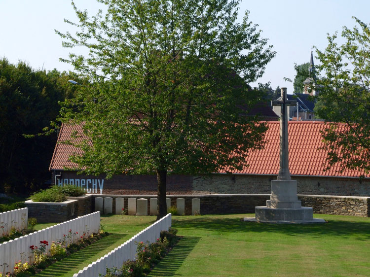 Honnechy British Cemetery (2)