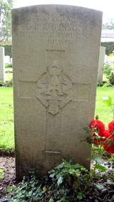 Private Gilbert B Robinson. 3900. 