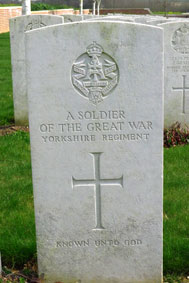 An Unknown Yorkshire Regiment Soldier buried in this cemetery.