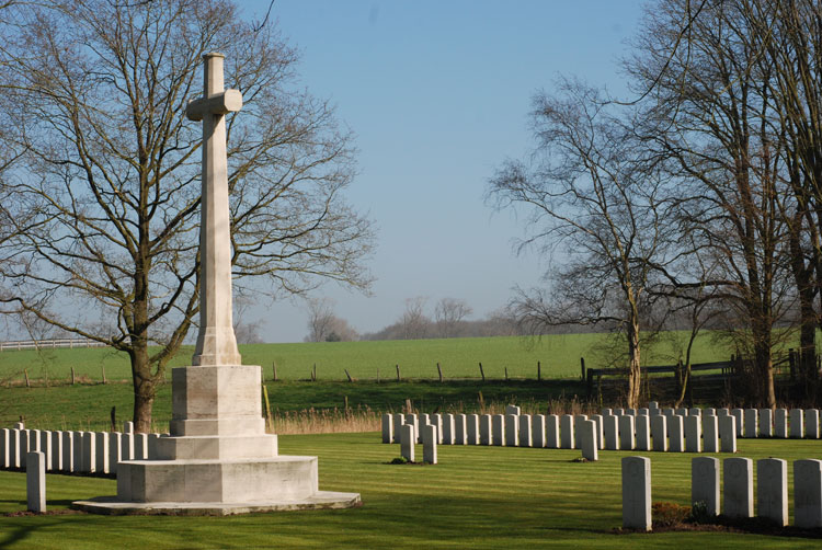 Maple Copse Cemetery 