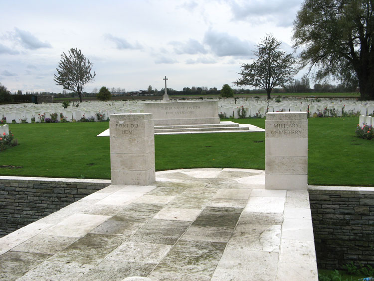 Pont-du-Hem Military Cemetery, La Gorgue (3)