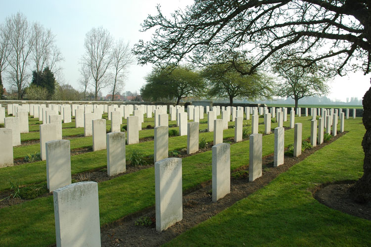 Sailly-Sur-La-Lys Canadian Cemetery (1)