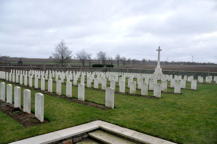 St. Martin Calvaire British Cemetery, St. Martin-sur-Cojeul, Pas de Calais (France) - 2