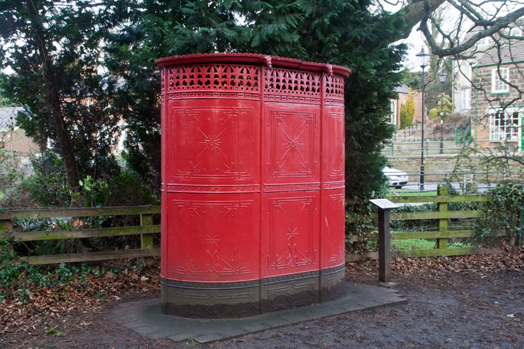 The (decommissioned) Victorian Urinal in Waterfall Park