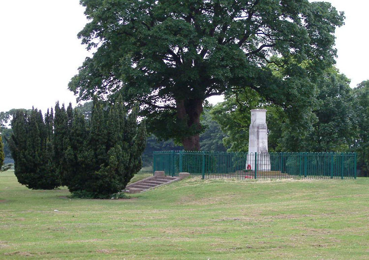 The Smiths Dock Park War Memorial, Normanby (2)