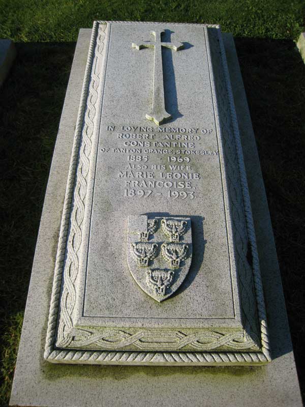 Major R A Constantine's grave