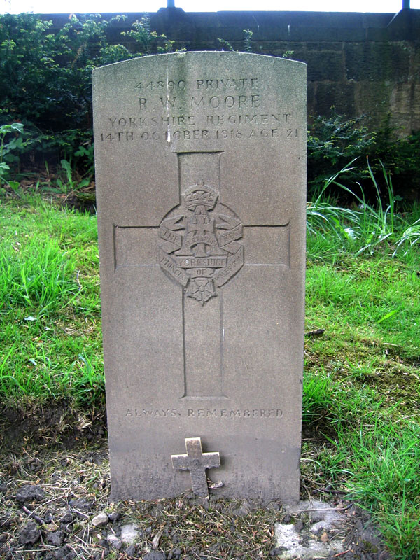 The grave of Private Robert William Moore