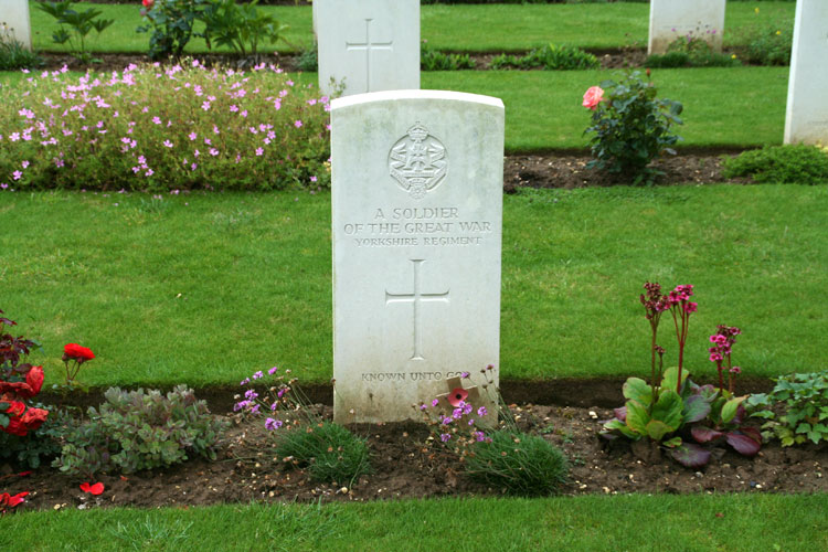 The British Cemetery at Thiepval (03), - Grave of an Unknown Yorkshire Regiment Soldier
