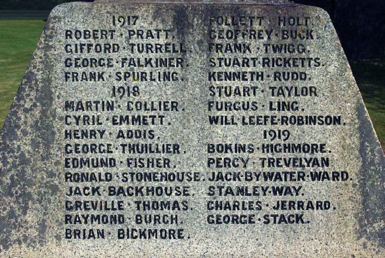 Names for 1917 - 1919 on the Dragon School War Memorial