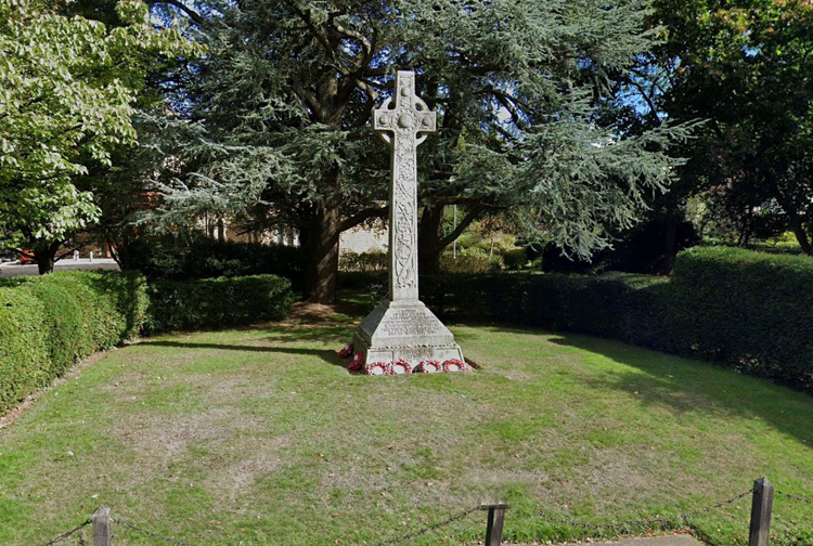 The War Memorial for Farnham, the Bourne (Surrey)