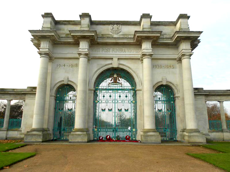 The War Memorial Arches for Nottingham