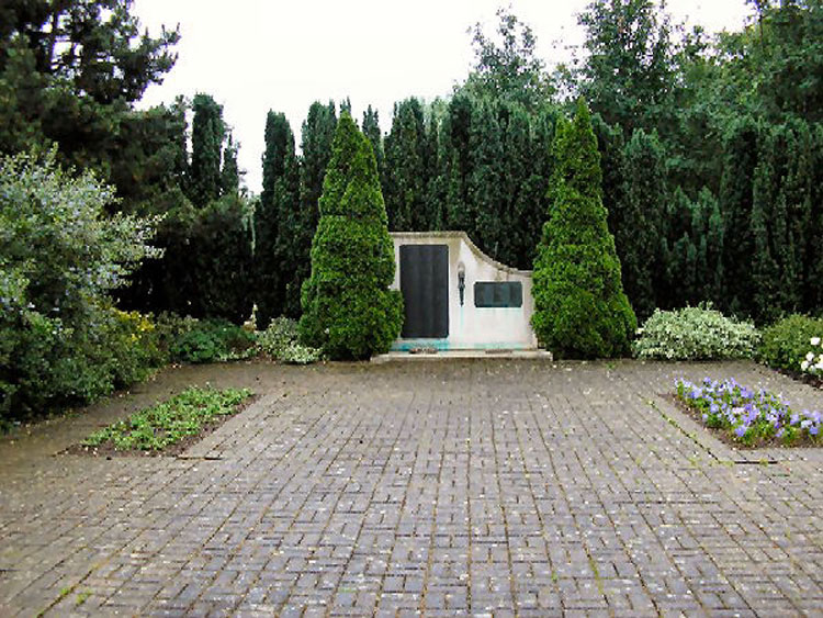 The Portslade War Memorial in East Park, Portslade